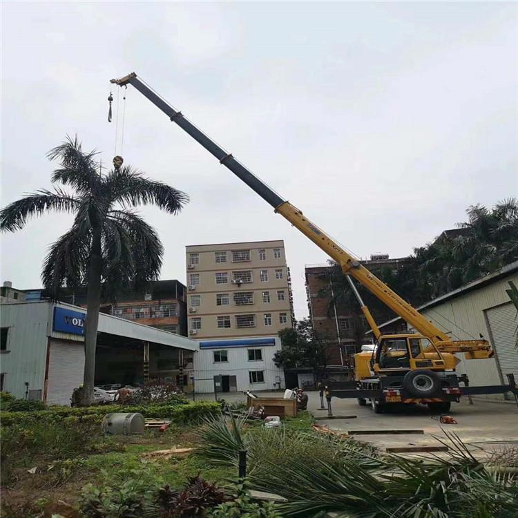 昆山12吨吊车出租一天的收费标准是什么