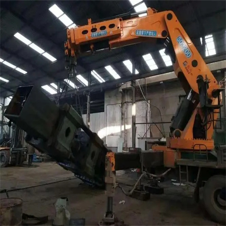 昆山130吨折臂吊车出租吊机租赁附近电话